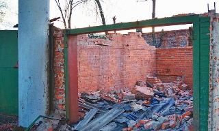 Демонтаж гаражей в Приморско-ахтарске, цена от 1743 руб. – услуги под ключ от 2Землекопа-Прр